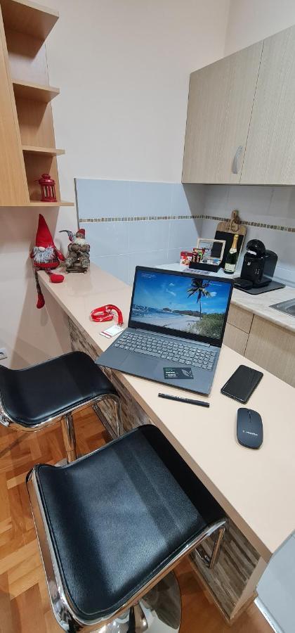Design Apartment Business Lux 4 Star "Rio" Completely Business Lux Place In The City Center & Free Included Industry Optical Wifi & Netflix & Keyless Code Entry & Full Smart App & Kitchen & Washing Machine & Wide Terrace & Secure 2 Parking Place Ćuprija Eksteriør bilde