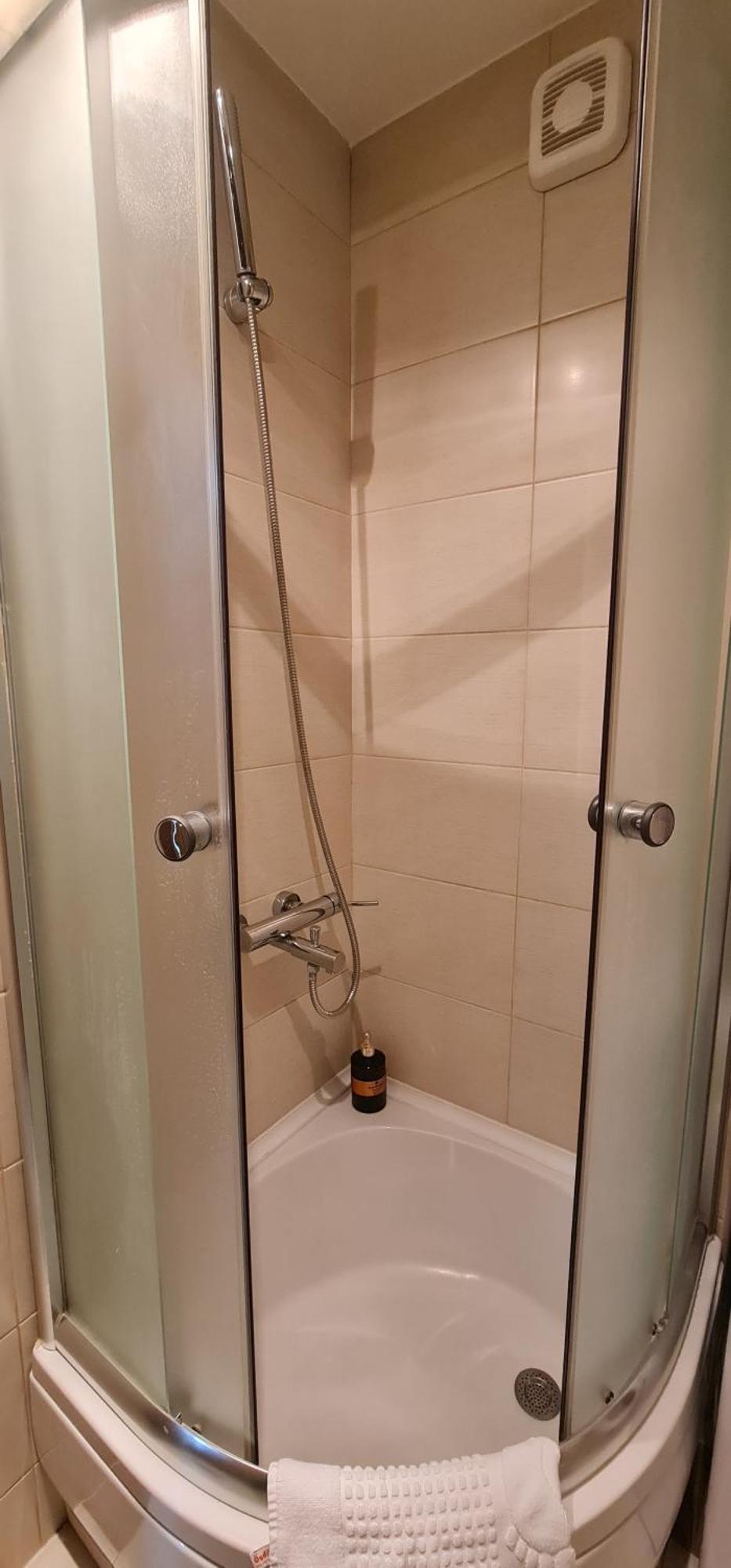 Design Apartment Business Lux 4 Star "Rio" Completely Business Lux Place In The City Center & Free Included Industry Optical Wifi & Netflix & Keyless Code Entry & Full Smart App & Kitchen & Washing Machine & Wide Terrace & Secure 2 Parking Place Ćuprija Eksteriør bilde