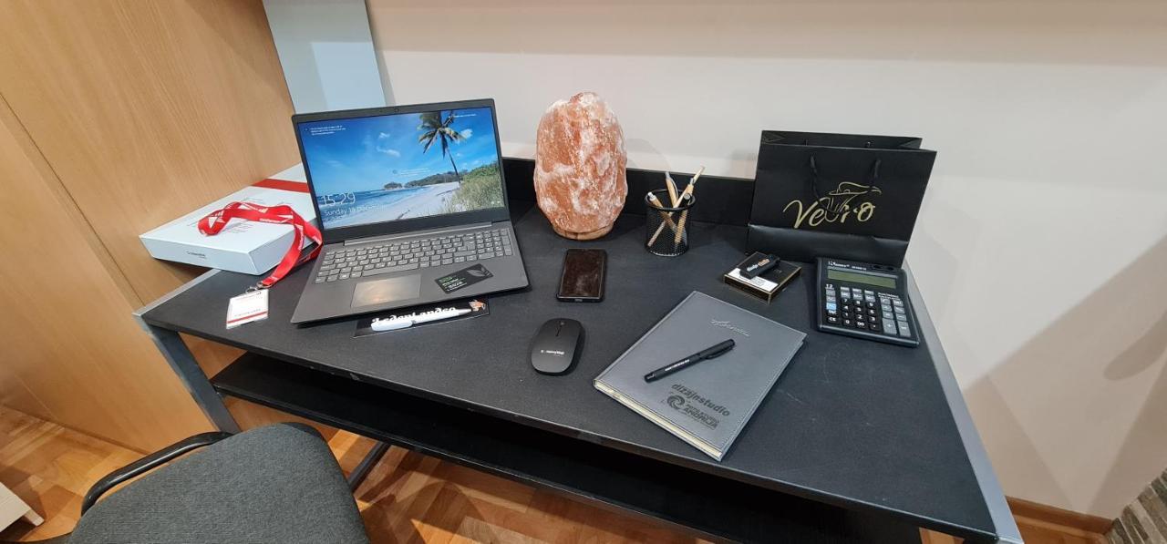 Design Apartment Business Lux 4 Star "Rio" Completely Business Lux Place In The City Center & Free Included Industry Optical Wifi & Netflix & Keyless Code Entry & Full Smart App & Kitchen & Washing Machine & Wide Terrace & Secure 2 Parking Place Ćuprija Eksteriør bilde